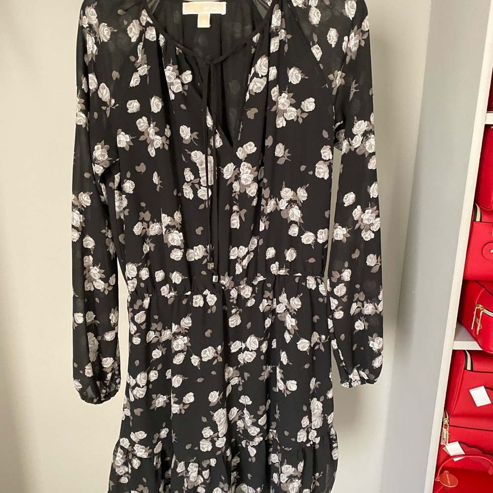 【Very Good condition 】Michael Kors Floral Black and White Dress